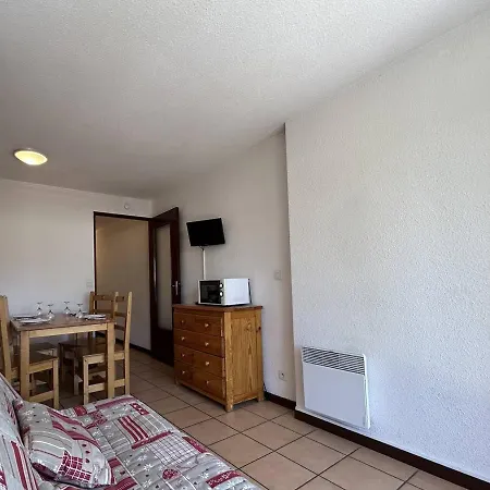 Apartamento Cabine, 4 Pers, Pied Des Pistes A Briancon, Balcon, Parking - Fr-1-330c-140 *