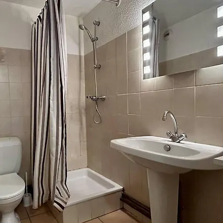Apartamento Cabine, 4 Pers, Pied Des Pistes A Briancon, Balcon, Parking - Fr-1-330c-140 *