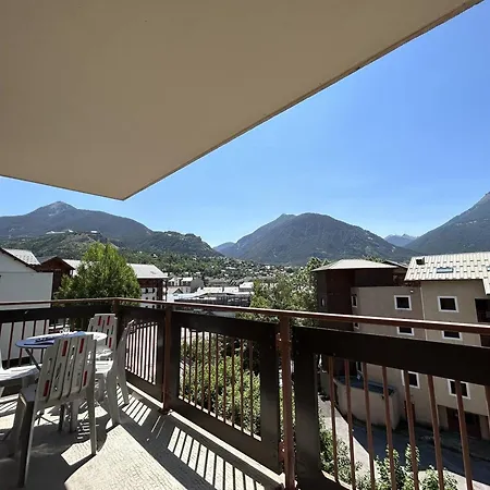 Cabine, 4 Pers, Pied Des Pistes A Briancon, Balcon, Parking - Fr-1-330c-140 *